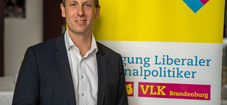 Liberale Kommunalpolitiker bestätigen Martin Hoeck als stellv. Bundesvorsitzenden